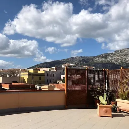 شقة Attico Vista Mare Nel Centro Storico.